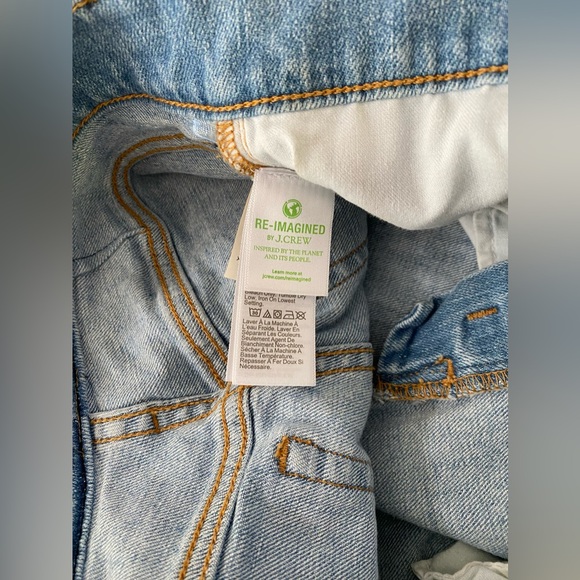 RE-IMAGINED by J.Crew Raw Hem High Rise Whiskered Denim Blue Jean Short Size 29 - Picture 6 of 9